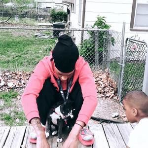 Meet your Posher, Leville